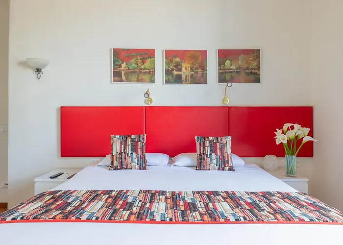 Superior Relais Fcollection Temple View 3*