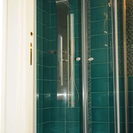 Superior Relais Fcollection Temple View 4*