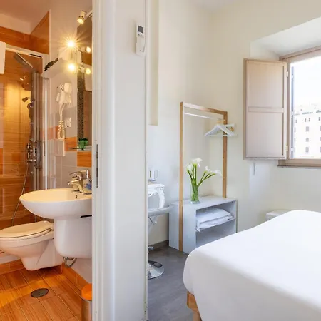 Superior Relais Fcollection Temple View